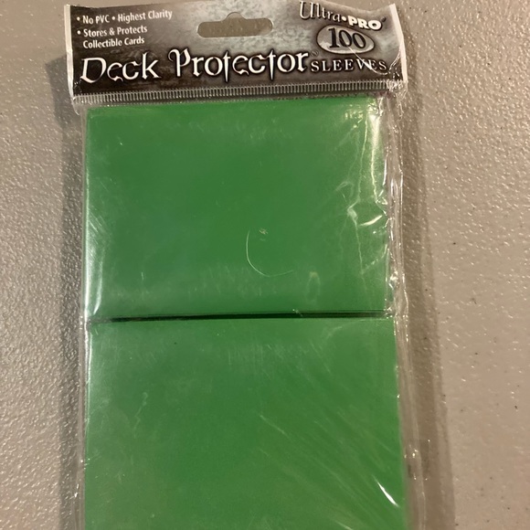 NWT ULTRA PRO CCG magic Pokémon MTG Deck Protector sleeve 100 ct various colors - Picture 6 of 8